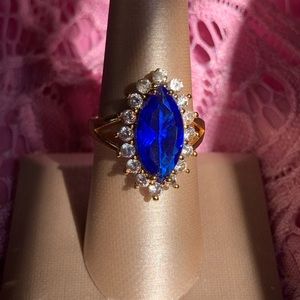 Blue and White Sapphires, Size 8